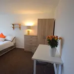 Rent 8 bedroom house in Sheffield