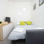 Rent 1 bedroom apartment of 46 m² in bologna