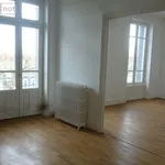 Rent 4 bedroom apartment of 102 m² in Tournus