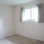 Appartement de 1323 m² avec 4 chambre(s) en location à Guelph