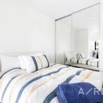 Rent 2 bedroom apartment in Coburg