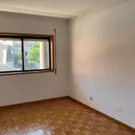 Rent 2 bedroom apartment of 80 m² in Cedofeita, Porto