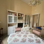 Rent 4 bedroom apartment of 160 m² in Reggio di Calabria