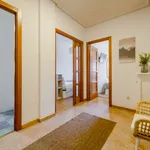 Rent a room of 149 m² in Madrid