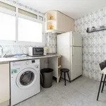 Rent a room of 120 m² in valencia