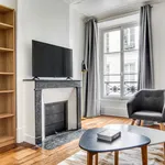 Appartement de 436 m² avec 1 chambre(s) en location à Paris