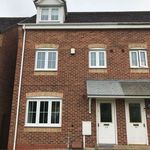 Rent 4 bedroom house in West Midlands