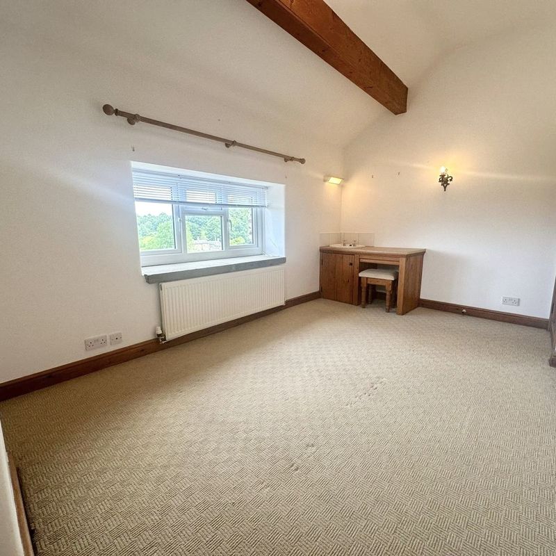 2 bedroom property to let in Bents Farm, Penny Lane, Sheffield, S17 3AZ - £1,300 pcm Totley