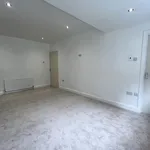 Rent 3 bedroom house in Solihull