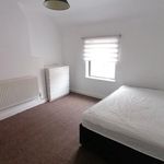 Rent 8 bedroom house in East Midlands