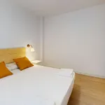 Alquilo 5 dormitorio apartamento de 98 m² en Alicante