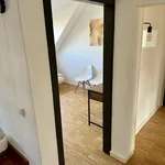 Miete 4 Schlafzimmer wohnung von 78 m² in Düsseldorf