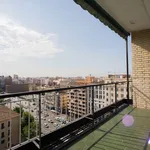 Rent a room of 150 m² in valencia