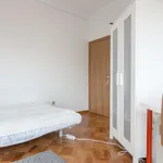 Rent 7 bedroom apartment in Lisbon