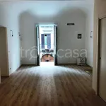 Affitto 3 camera appartamento di 75 m² in Palermo