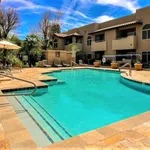 Rent 2 bedroom apartment of 93 m² in Scottsdale