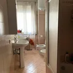 Rent 3 bedroom apartment of 100 m² in Milan