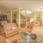 Rent 11 bedroom house of 250 m² in Pietrasanta