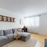 Appartement de 645 m² avec 4 chambre(s) en location à Chanoine-Groulx