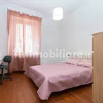 Rent 4 bedroom apartment of 100 m² in Turin