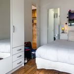 Appartement de 280 m² avec 1 chambre(s) en location à Paris