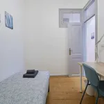 Rent a room in lisbon