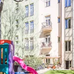 Pronajměte si 3 ložnic/e byt o rozloze 130 m² v Prague