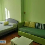 Rent 3 bedroom apartment of 80 m² in Genoa