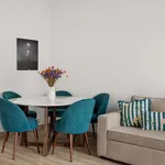 Rent 3 bedroom apartment of 75 m² in Lisboa