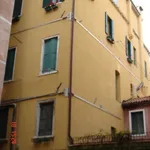 Rent 2 bedroom apartment of 60 m² in Venezia