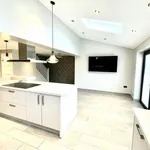 Rent 5 bedroom house in West Midlands