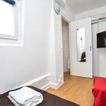 Appartement de 180 m² avec 1 chambre(s) en location à Paris