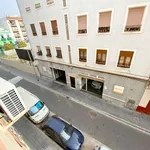 Rent a room of 75 m² in valencia