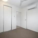 Rent 4 bedroom house of 540 m² in  Edmonton QLD 4869                        