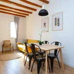 Rent 4 bedroom apartment of 60 m² in Barcelona