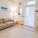 Rent 2 bedroom apartment of 45 m² in Milano