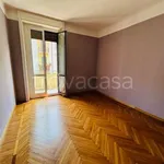 Rent 2 bedroom apartment of 70 m² in Milano