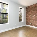 Rent 4 bedroom apartment in Brooklyn