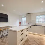 Rent 5 bedroom apartment in East Of England