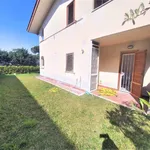 Affitto 3 camera appartamento di 65 m² in Anzio