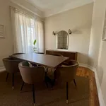 Rent 4 bedroom apartment of 190 m² in lisbon