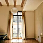 Rent 2 bedroom apartment in Barcelona