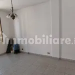 Affitto 3 camera appartamento di 95 m² in Reggio Calabria