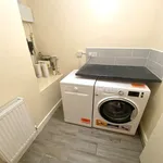 Rent 4 bedroom flat in Birmingham