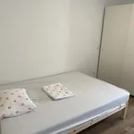 Rent a room of 70 m² in Lisbon