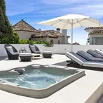 Rent 5 bedroom house of 790 m² in Marbella