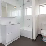 Rent 2 bedroom apartment in Melbourne