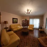 Rent 5 bedroom apartment of 224 m² in Lleida