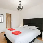 Rent 1 bedroom apartment of 65 m² in Paris