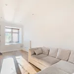 Rent 2 bedroom house in Woking